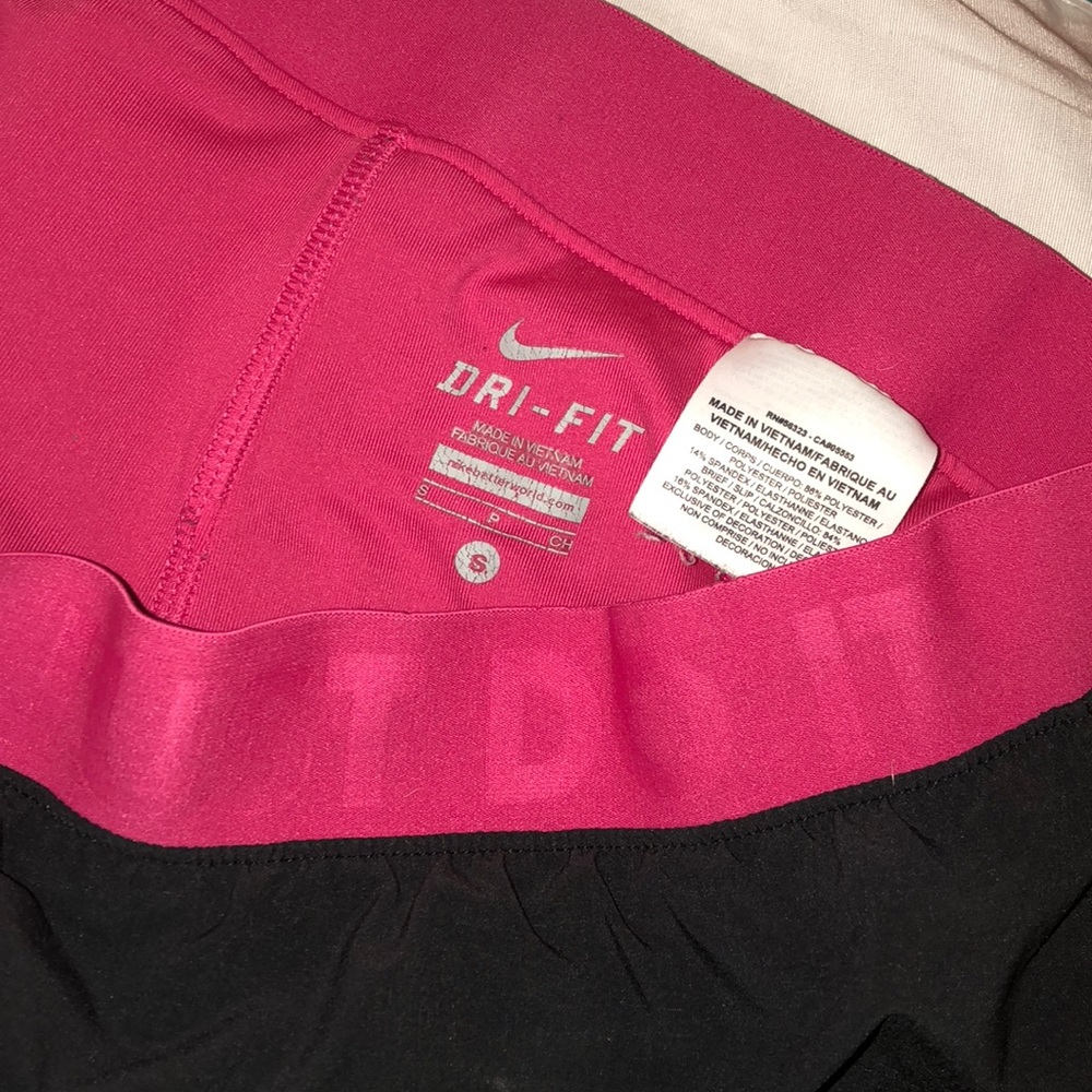 Shorts - Picture 3 of 3